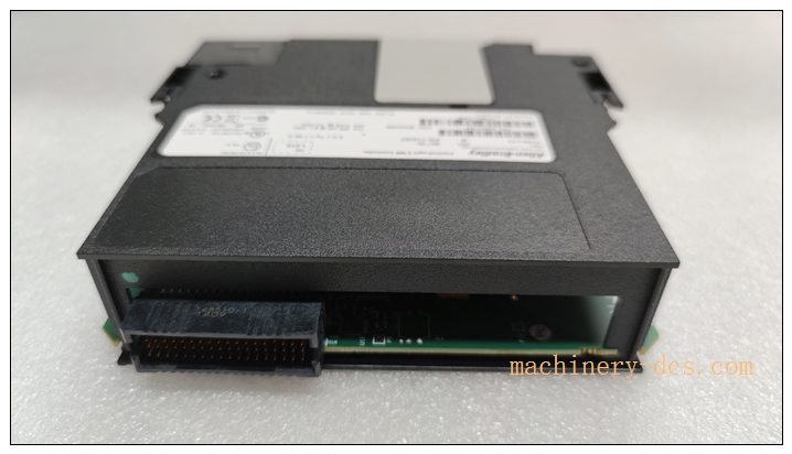 Allen‑Bradley 1756-L73 is a ControlLogix 5570 PAC Controller (Processor Module) from Rockwell Automation - Image 4